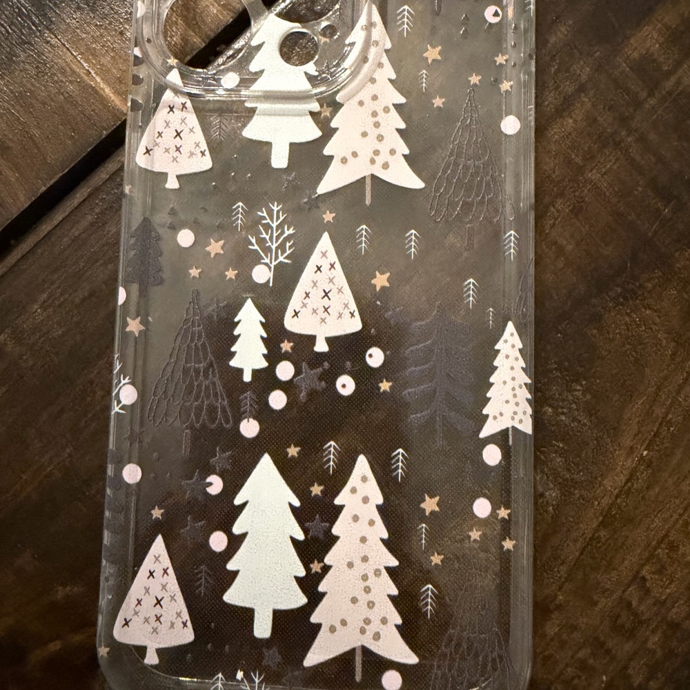 Multiple iPhone 15 Pro Max cases